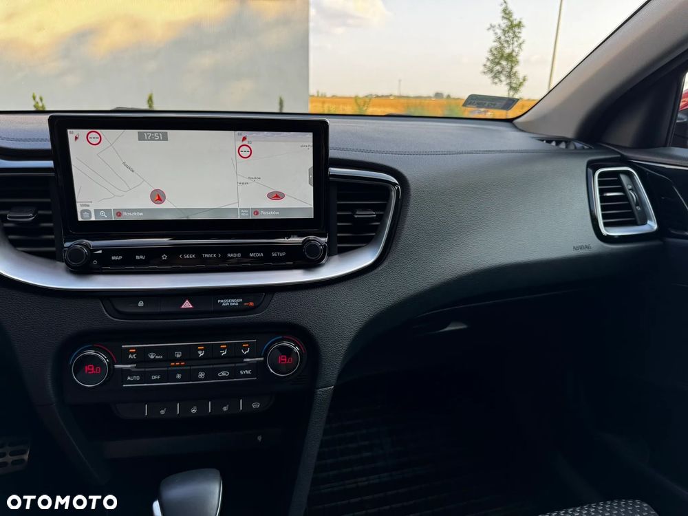 Kia XCeed 1.4 T-GDI L Business Line DCT - 5