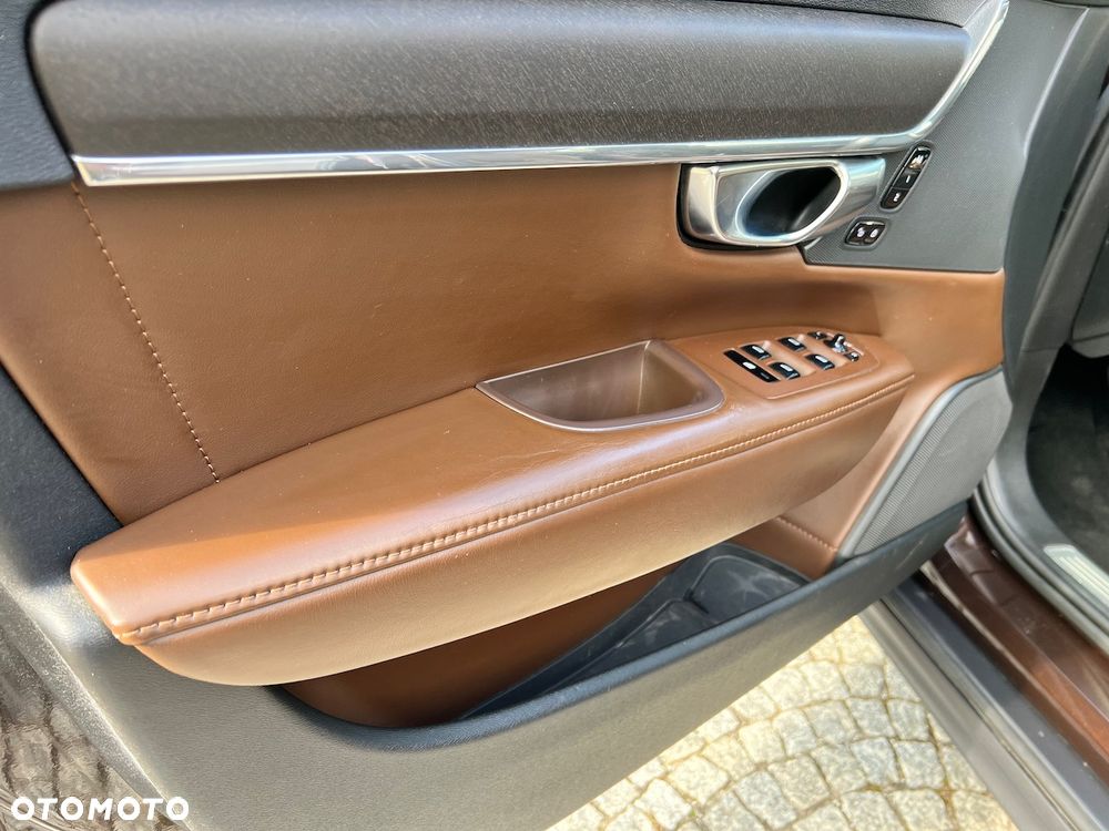 Volvo V90 Cross Country - 15
