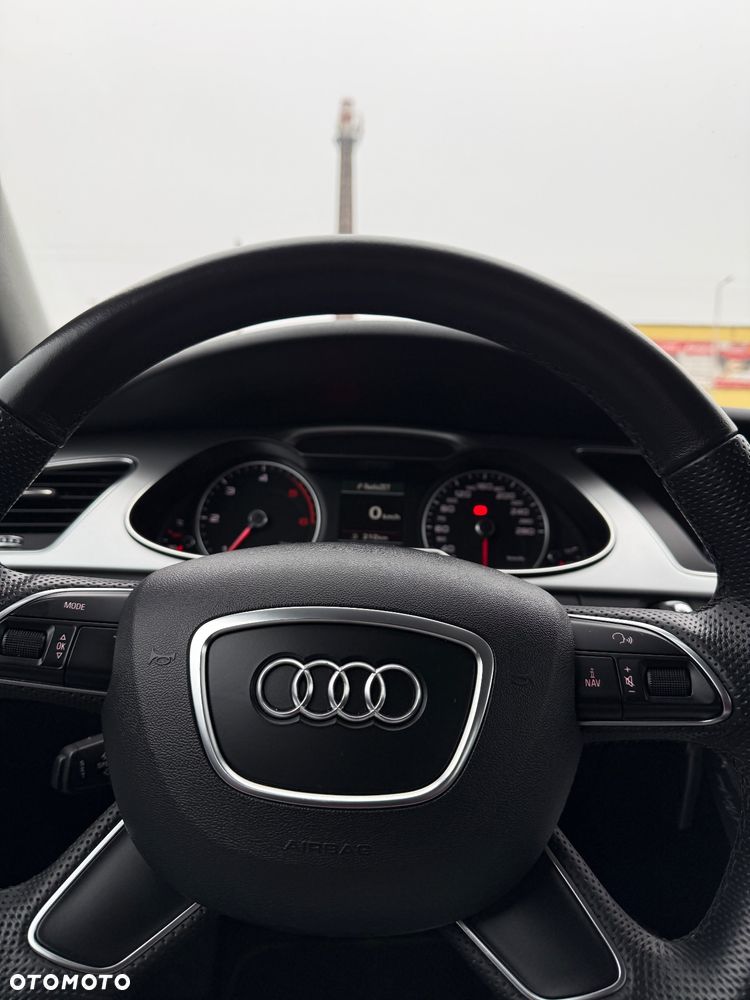 Audi A4 Avant 2.0 TDI - 20