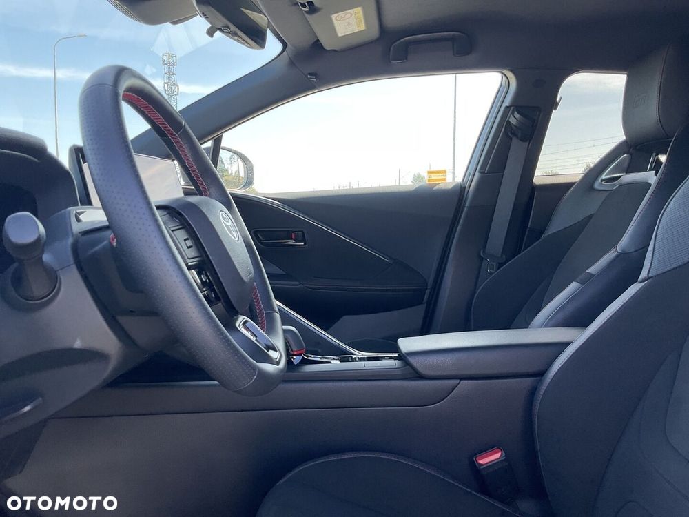 Toyota C-HR - 13