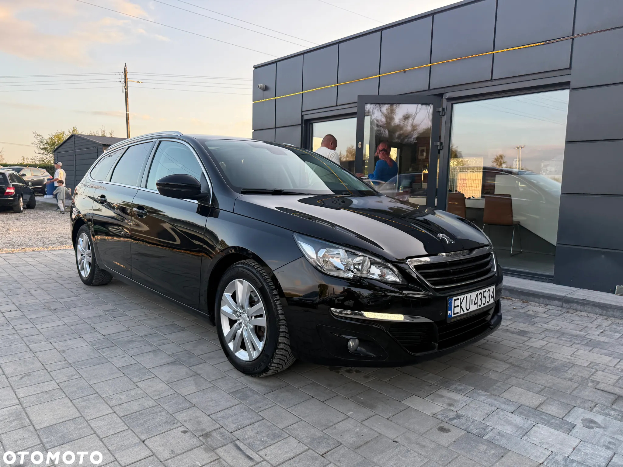 Peugeot 308 HDi FAP 90 Tendance - 6