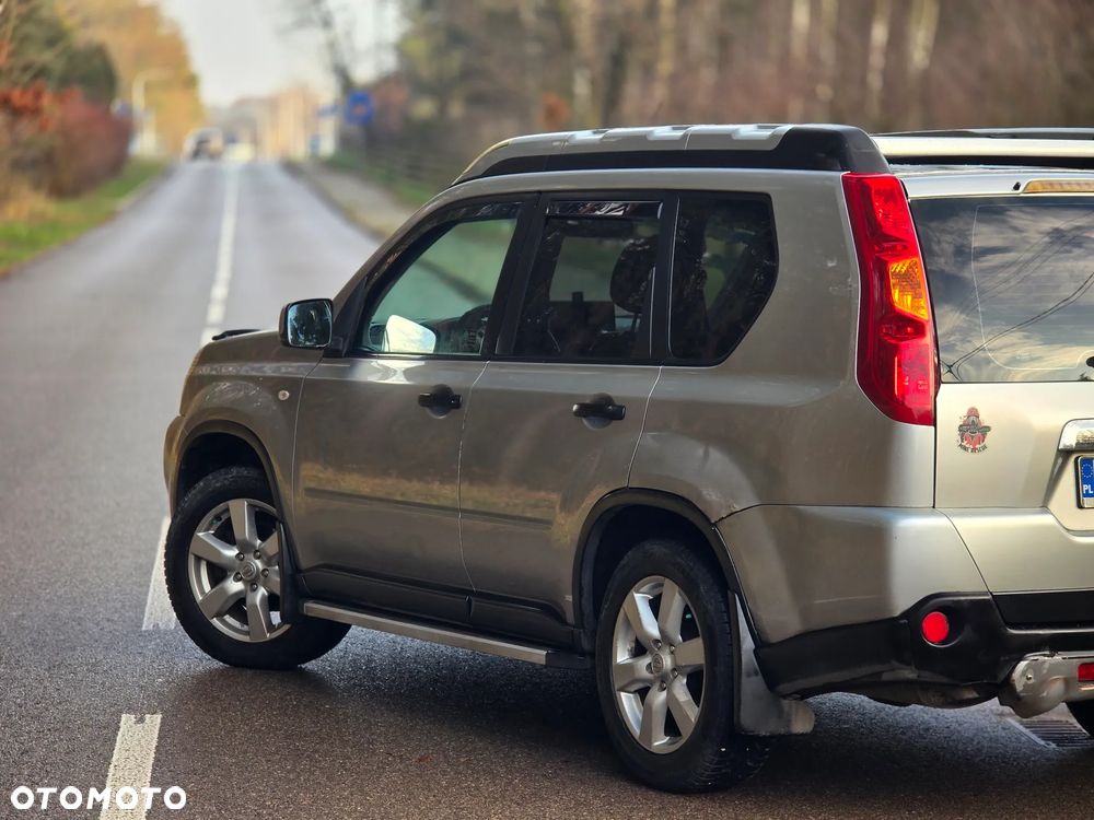 Nissan X-Trail 2.0 dCi 4x4 DPF Platinum - 38