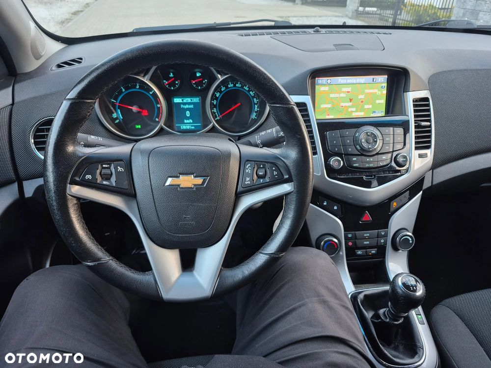 Chevrolet Cruze 1.7TD LT+ - 11