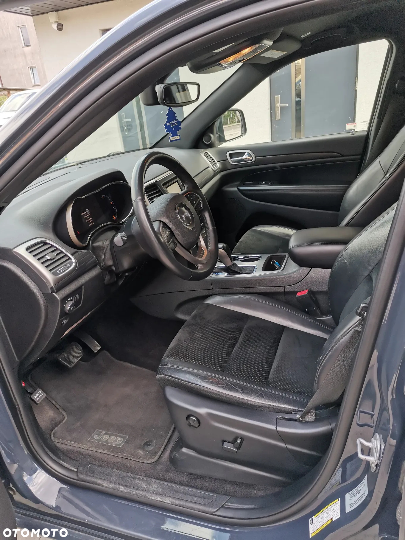 Jeep Grand Cherokee 3.6 V6 Laredo - 8