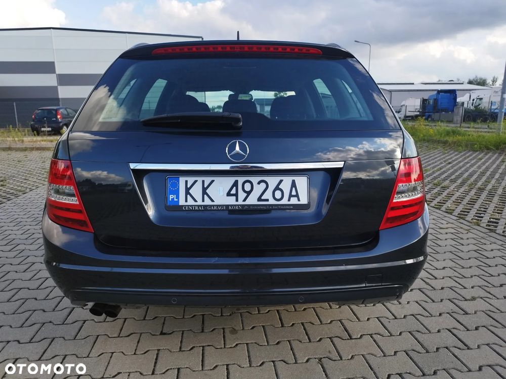 Mercedes-Benz Klasa C 200 CDI BlueEff Avantgarde - 10