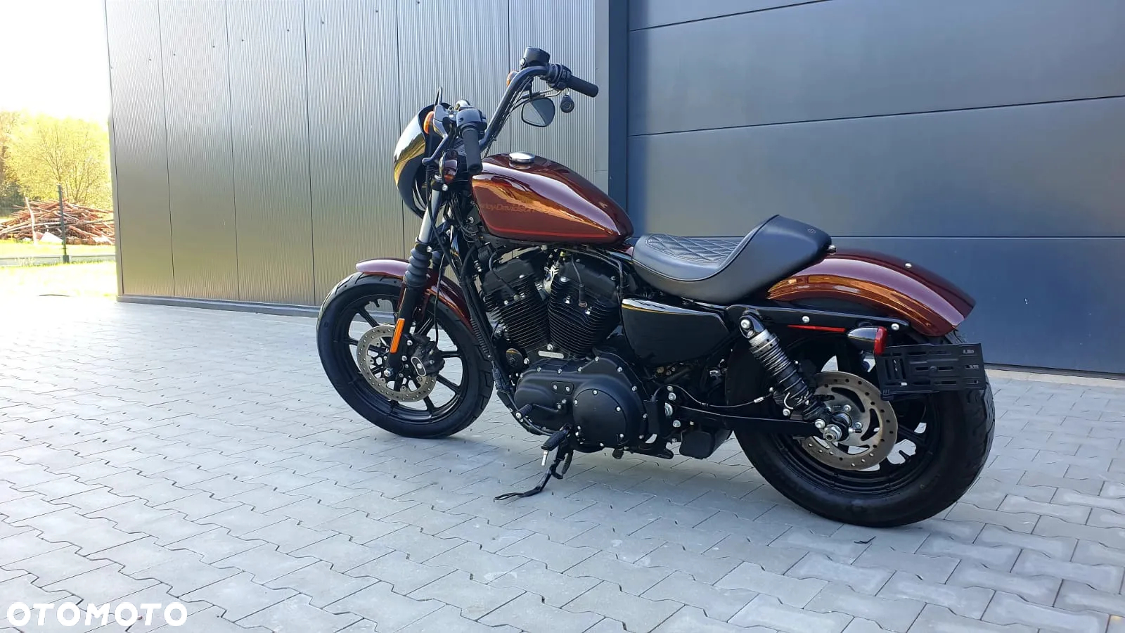 Harley-Davidson Sportster Iron 1200 - 2