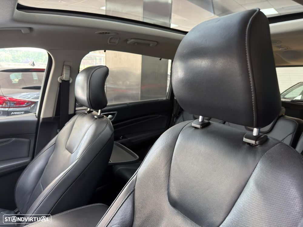 Ford S-Max 2.0 TDCi Titanium Powershift - 37