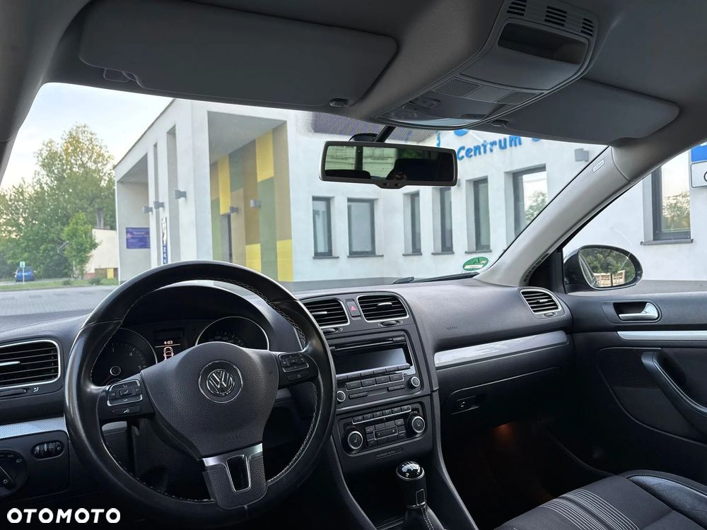 Volkswagen Golf - 3