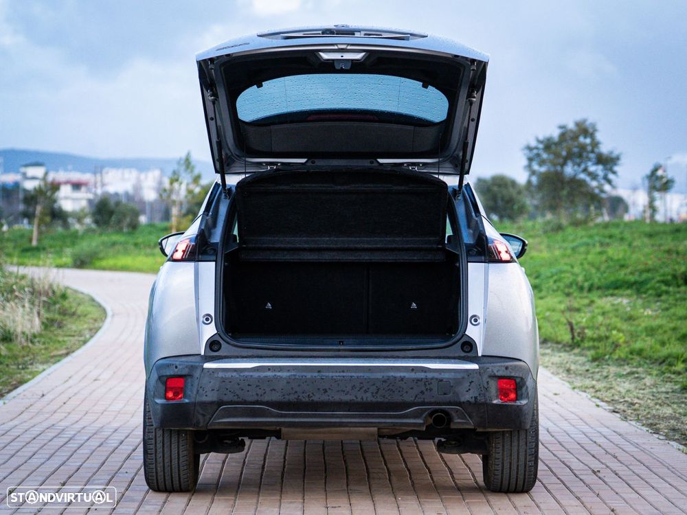 Peugeot 2008 1.2 PureTech Allure - 18