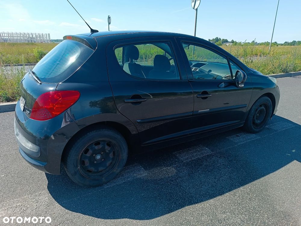 Peugeot 207 1.4 HDi Presence - 3