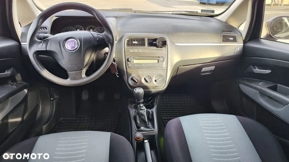 Fiat Grande Punto - 6