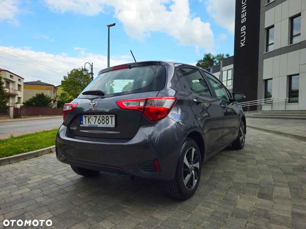 Toyota Yaris 1.5 Premium - 37