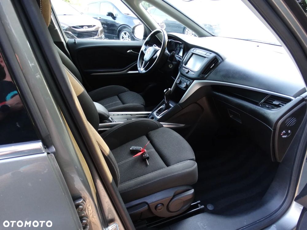 Opel Zafira - 16