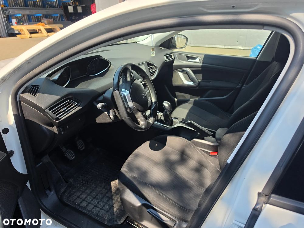 Peugeot 308 1.6 HDi Access - 13