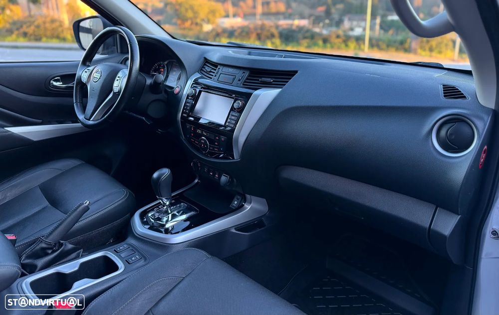 Nissan Navara 2.3 dCi CD 4WD Tekna Auto - 12