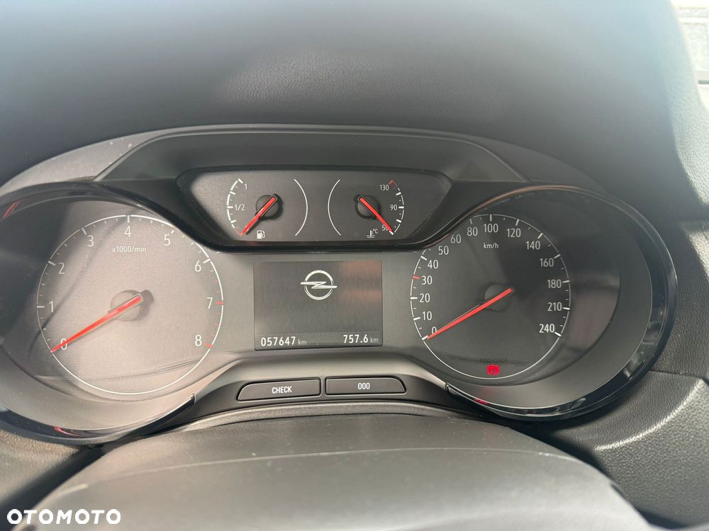 Opel Grandland X 1.2 T GPF Design&Tech S&S - 24