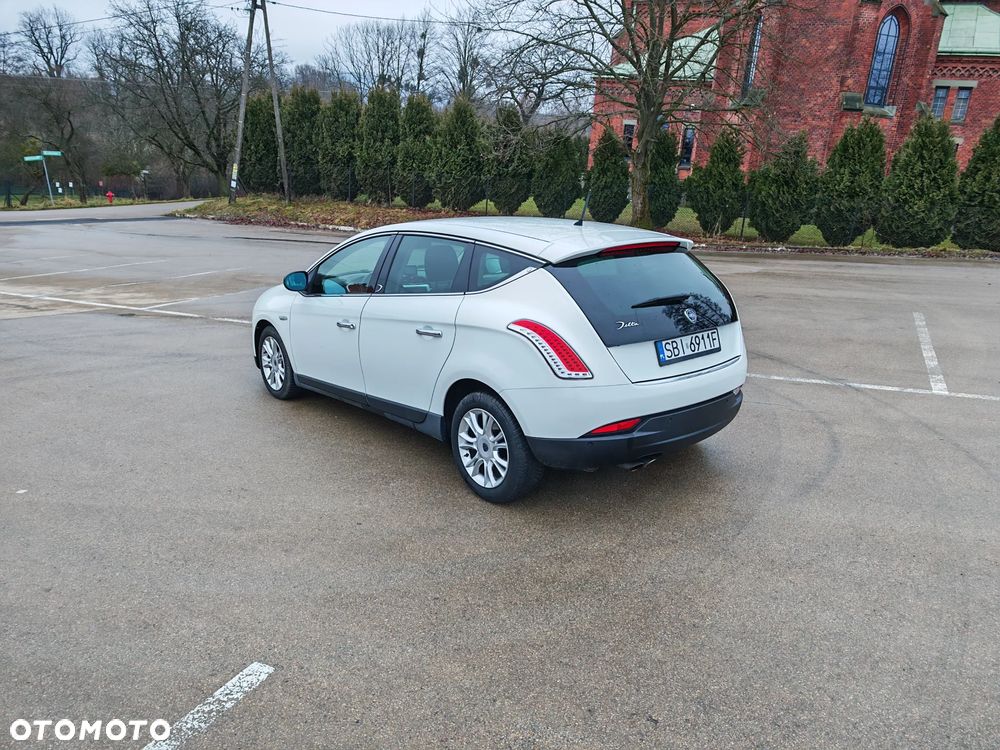 Lancia Delta 1.4 T-Jet 16v Oro - 26