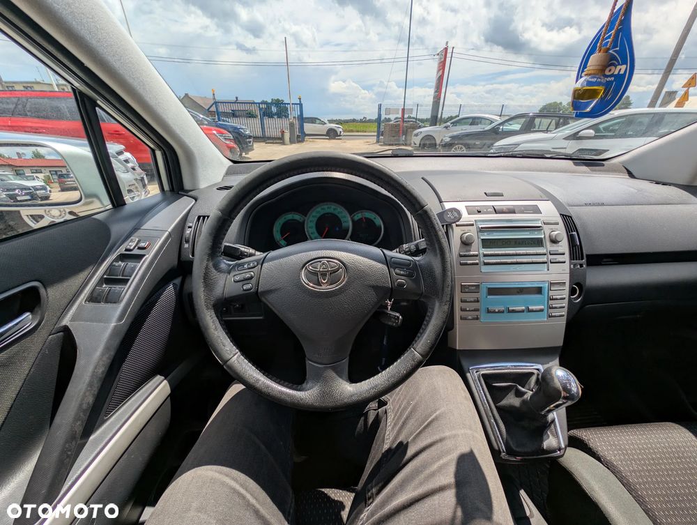 Toyota Corolla Verso 2.2 D-4D Sol + 7os - 21