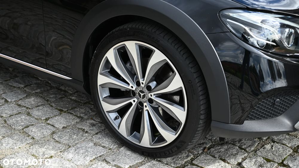 Mercedes-Benz Klasa E 220 d 4-Matic All-Terrain - 17
