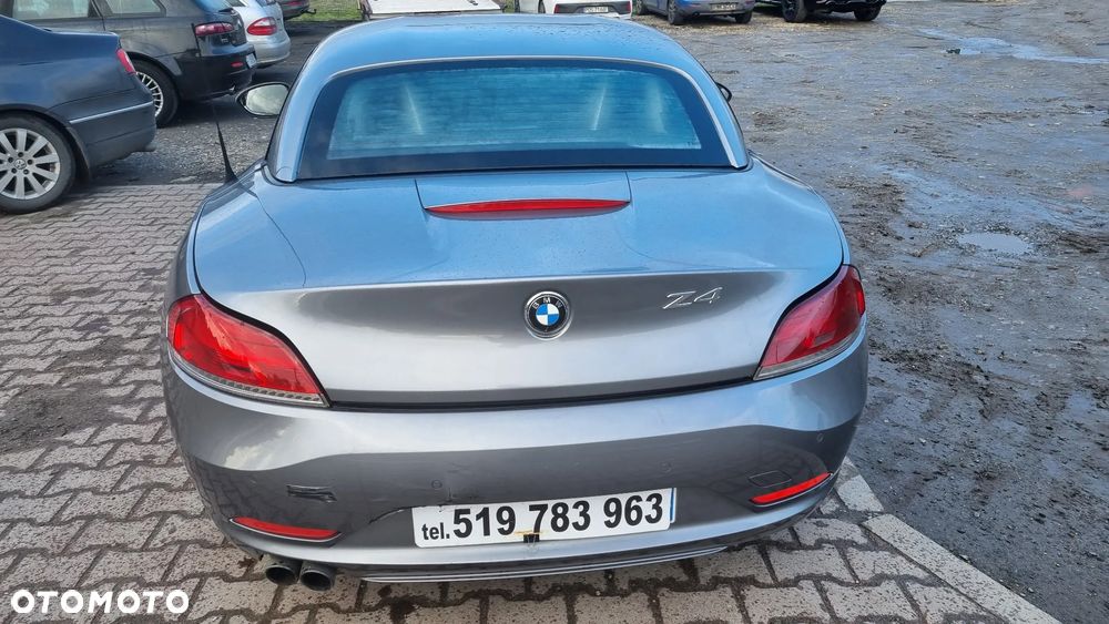 BMW Z4 sDrive30i - 9