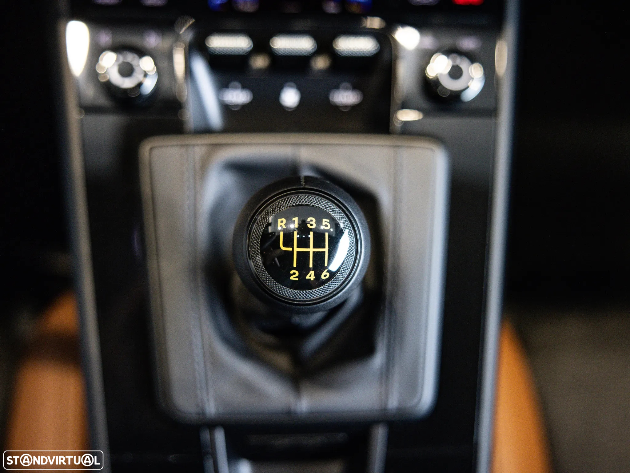 Porsche 911 (992) GT3 Touring Package - 33