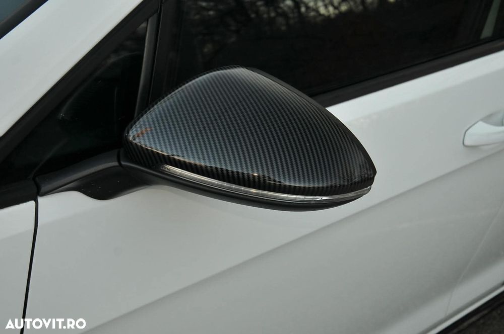 Volkswagen Golf 2.0 TSI DSG 4Motion R Edition 20 - 21