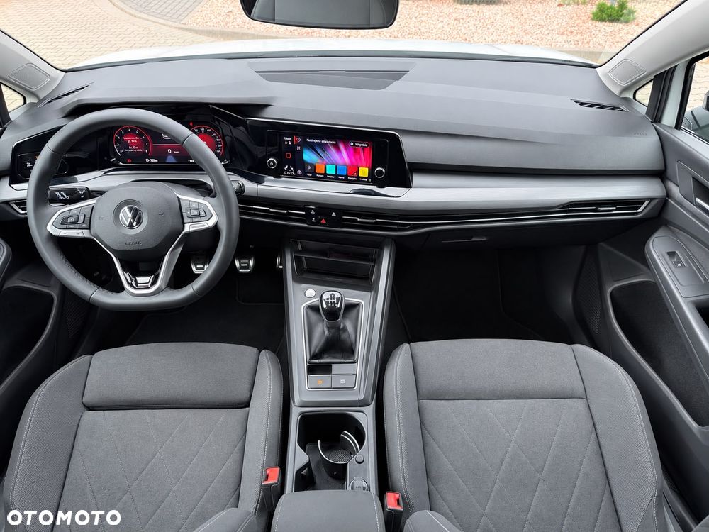 Volkswagen Golf 1.5 TSI EVO Style - 27
