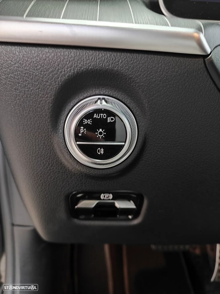 Mercedes-Benz C 300 e T 9G-TRONIC AMG Line - 24
