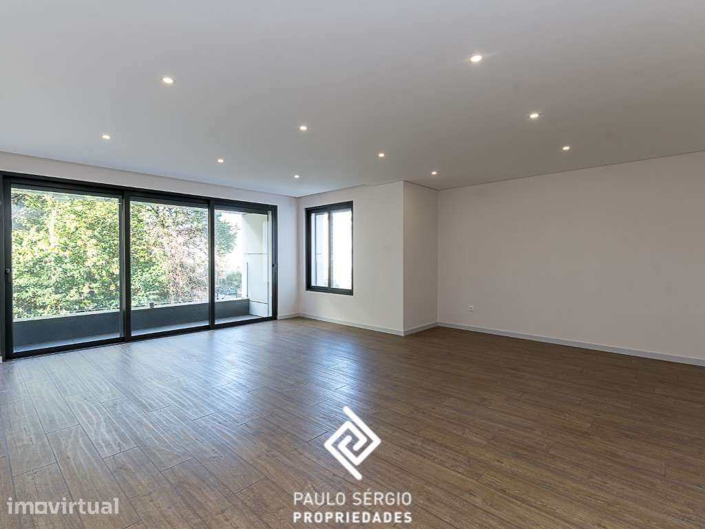Fantástico apartamento T3 na Boavista, Porto - Grande imagem: 2/25