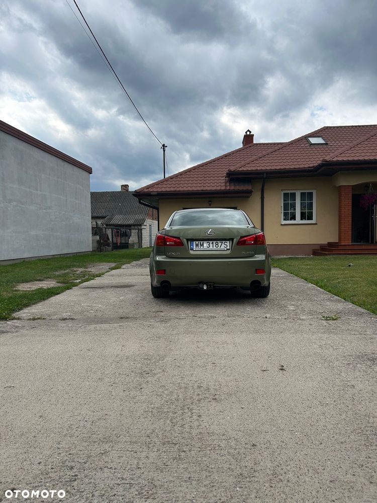 Lexus IS 250 Prestige - 14