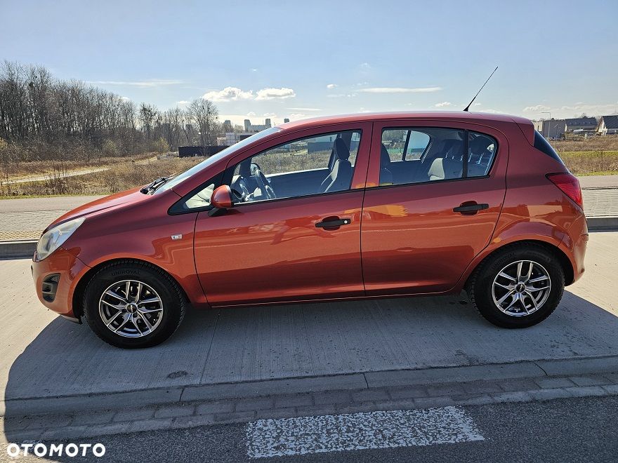 Opel Corsa 1.2 16V Essentia - 3