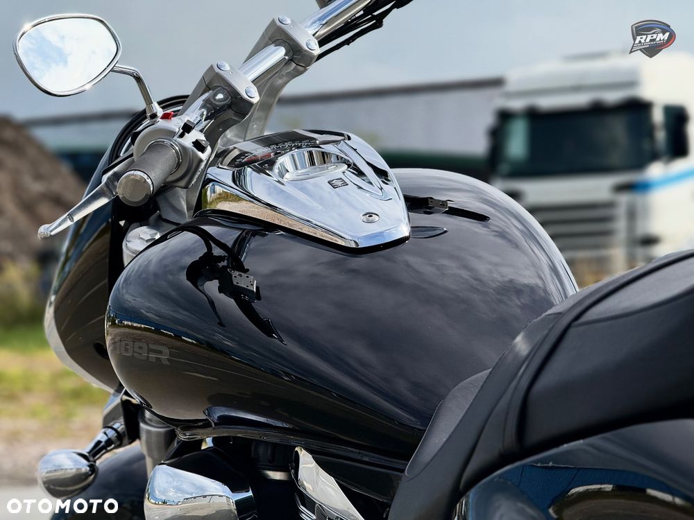 Suzuki Boulevard - 38
