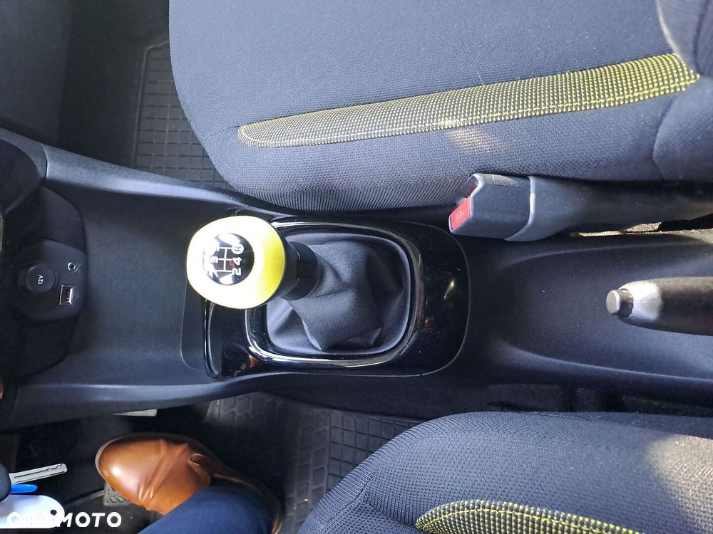 Toyota Aygo - 19