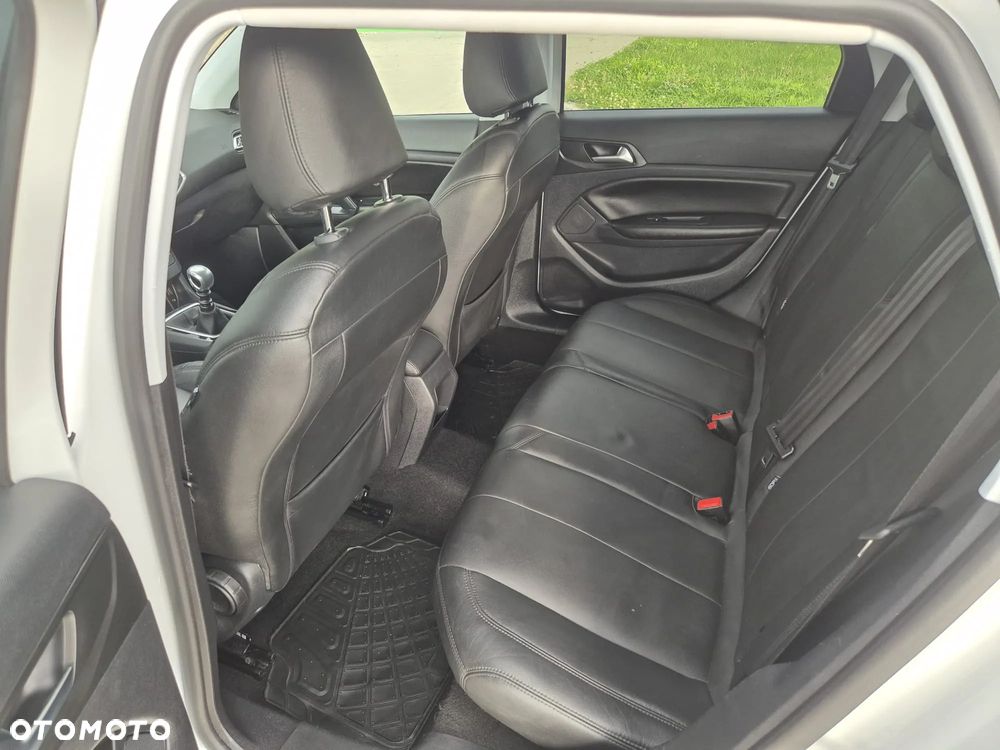 Peugeot 308 SW 1.6 BlueHDi Allure S&S - 6