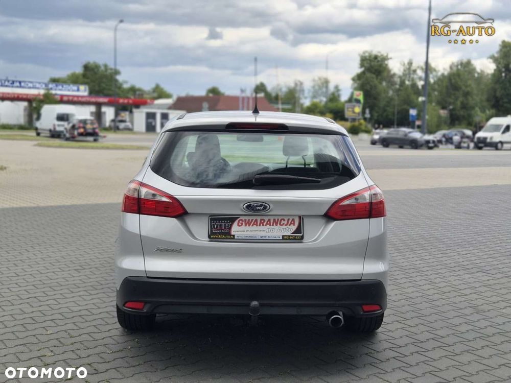 Ford Focus - 34