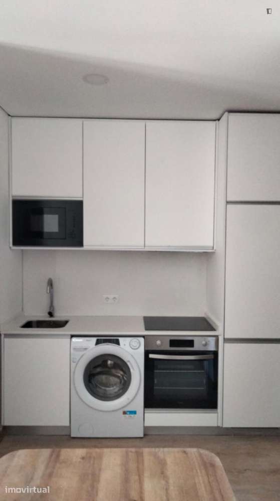 Apartamento com 1 quartos - localizado em Paranhos Porto - Grande imagem: 4/6