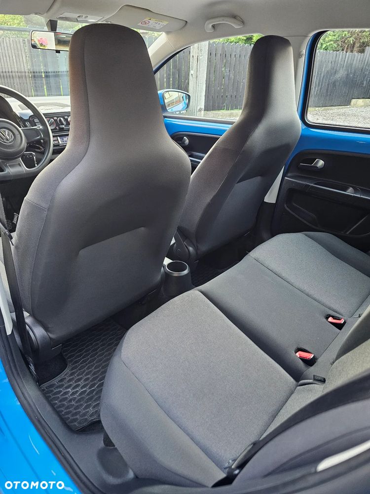 Volkswagen up! 1.0 move - 12