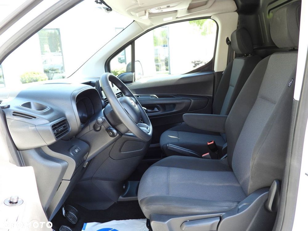 Toyota PROACE CITY  FURGON CHŁODNIA  -15*C ZASILANIE 230V TEMPOMAT KLIMATYZACJA  100KM - 28