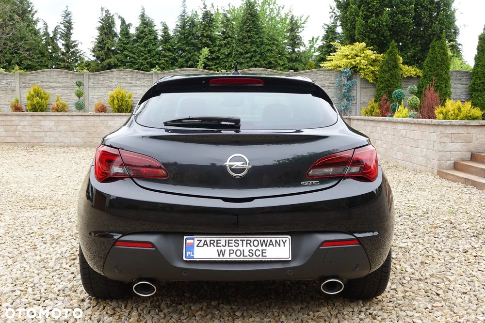 Opel Astra 1.6 Turbo Cosmo - 14