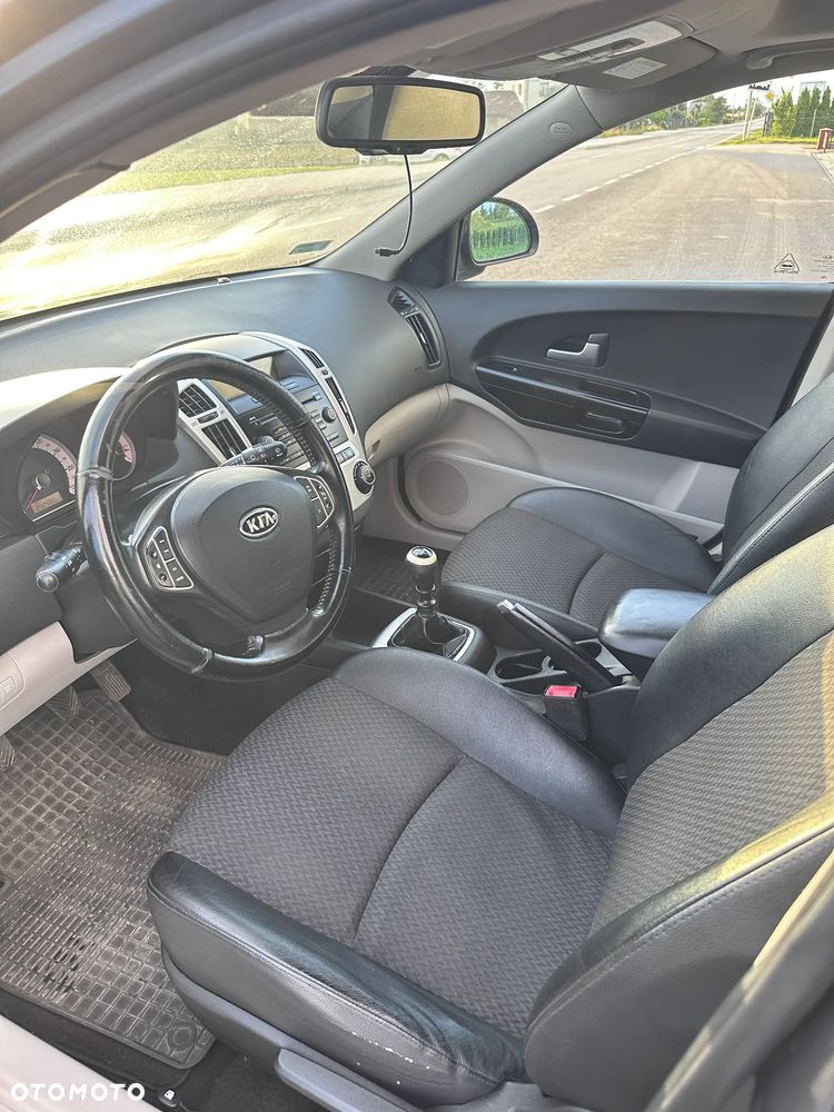 Kia Ceed 1.6 Crdi Optimum - 10