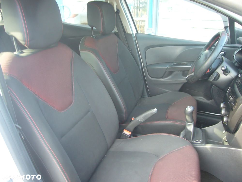 Renault Clio 1.5 dCi Alize - 19