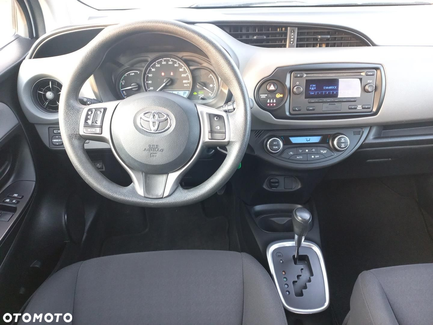 Toyota Yaris - 15