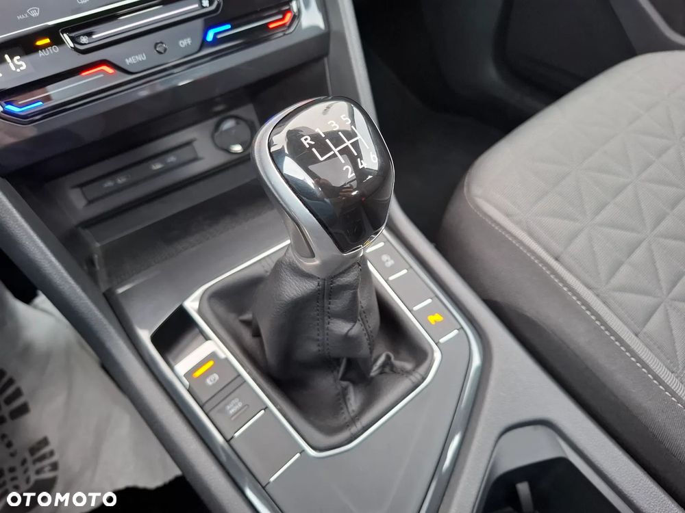 Volkswagen Tiguan 2.0 TDI SCR Life - 29