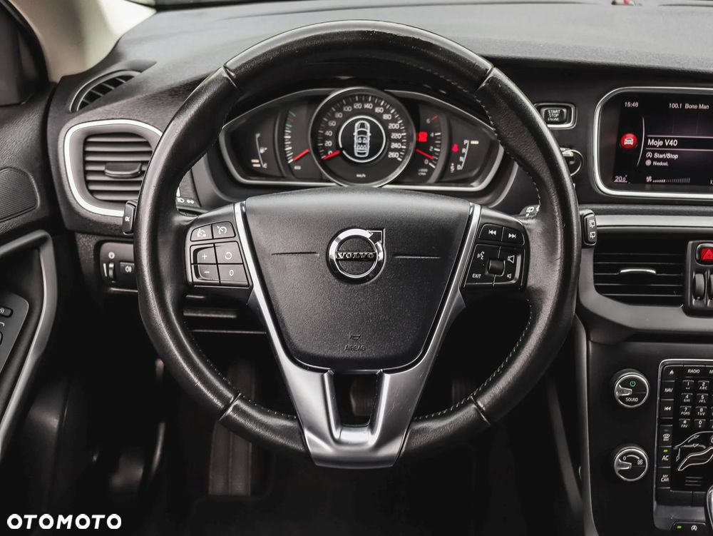 Volvo V40 D2 Drive-E Momentum - 18