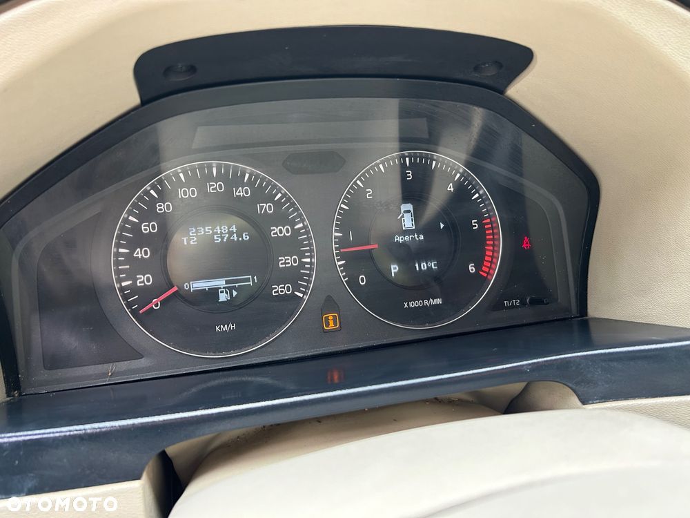 Volvo V70 D5 Summum - 17
