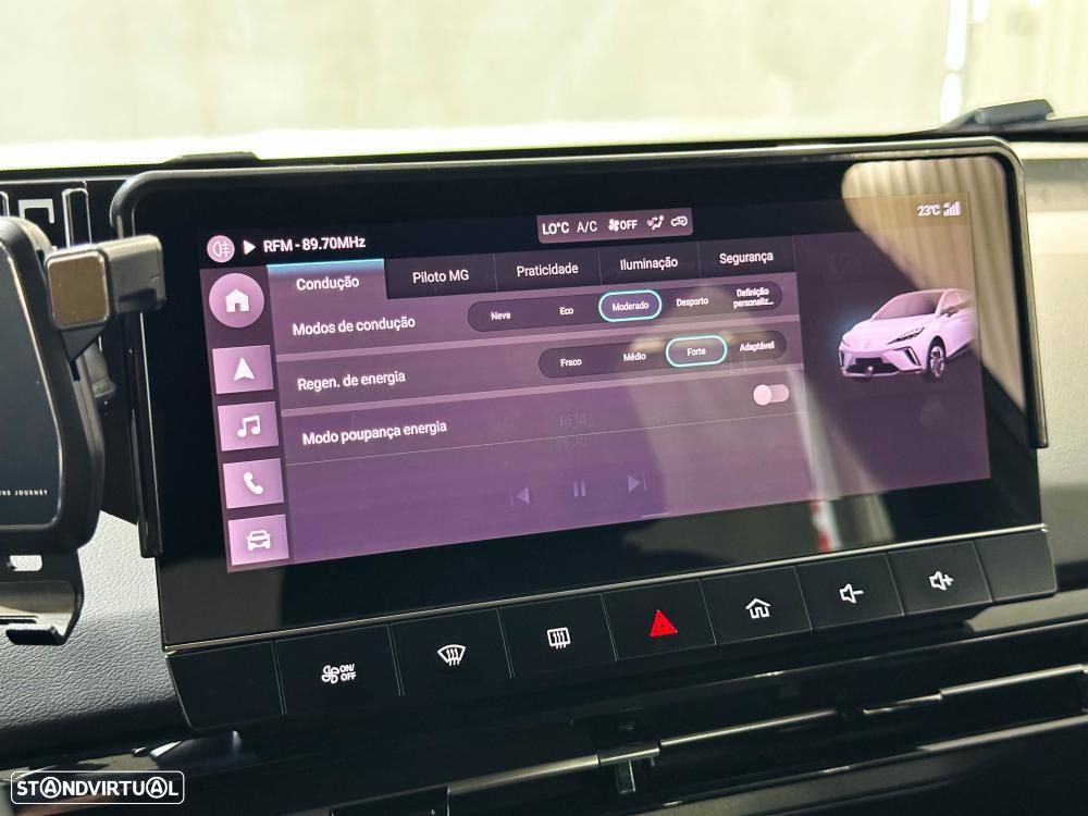 MG MG4 64 kWh Luxury - 52