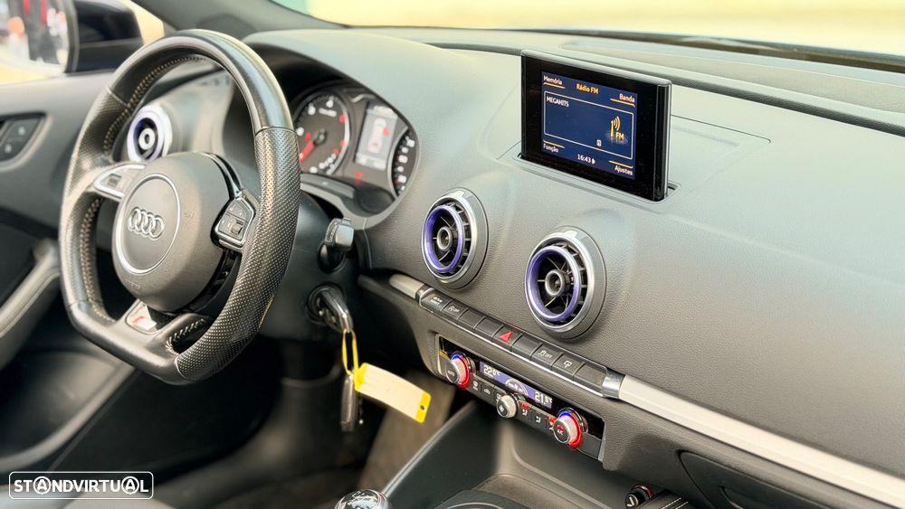 Audi A3 Sportback 1.6 TDI S-line - 12