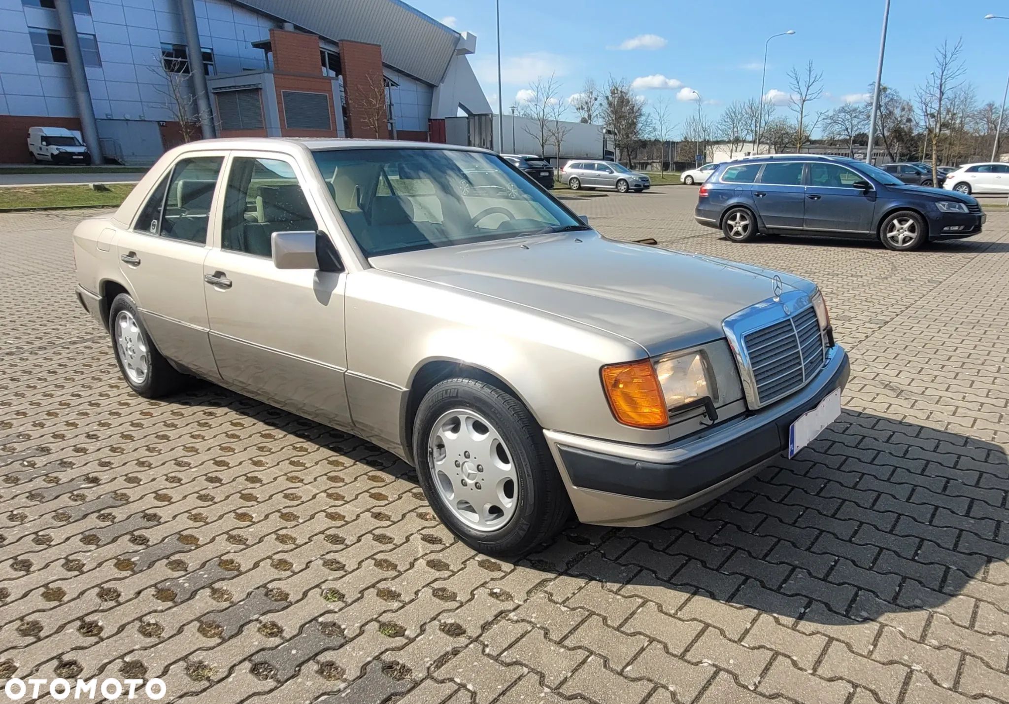 Mercedes-Benz W124 (1984-1993) - 1