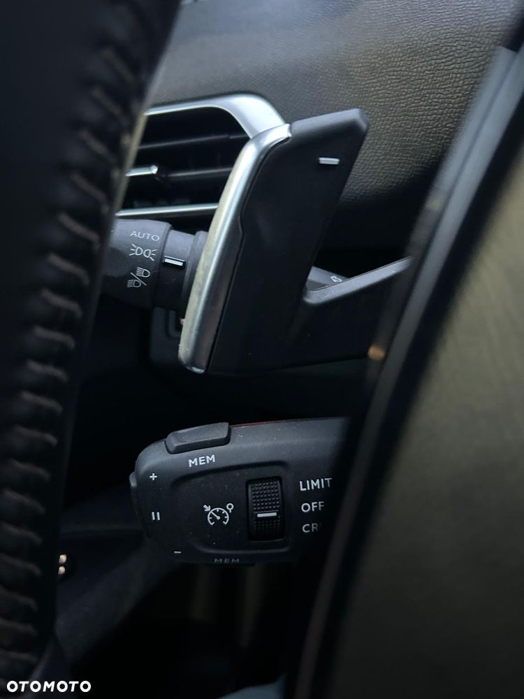 Peugeot 5008 BlueHDi 130 EAT8 Active - 29