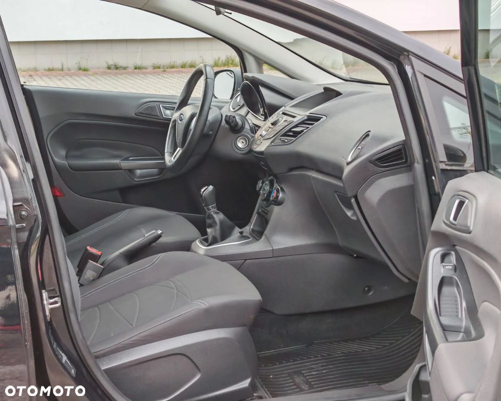 Ford Fiesta - 13